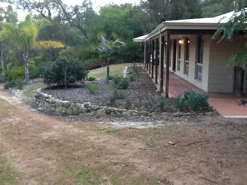 4 Wildflower Way, Australind WA 6233