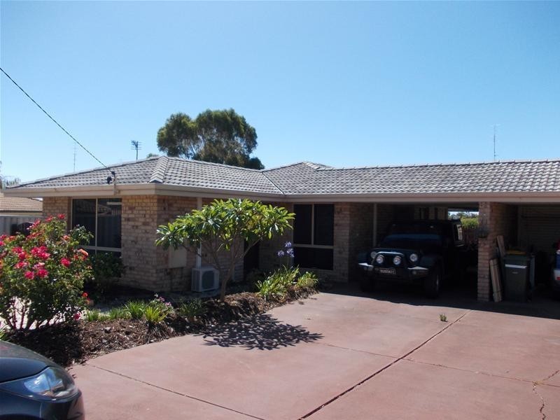 4A Coral Place, Eaton WA 6232