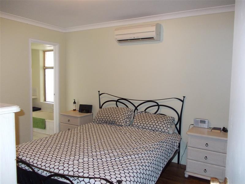 4A Coral Place, Eaton WA 6232