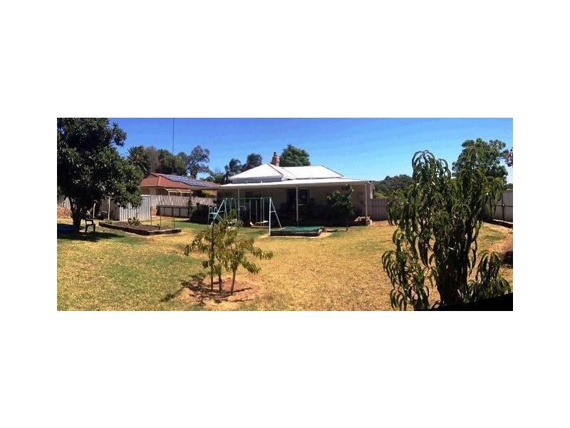 32 Harper Street, Harvey WA 6220