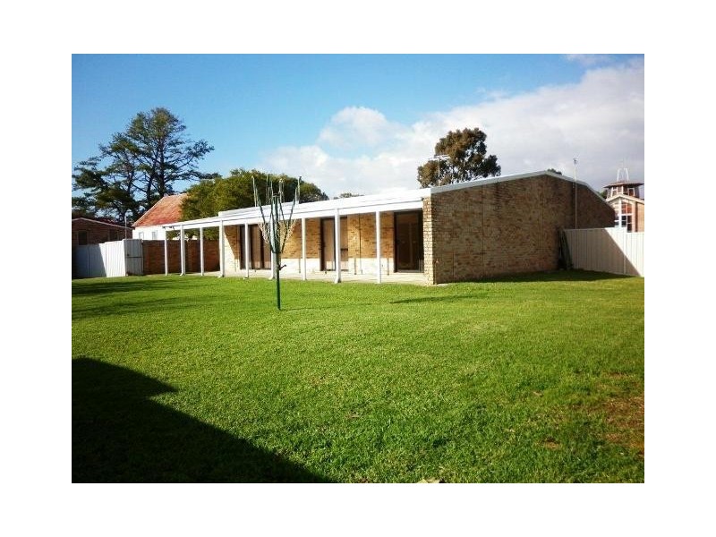 6 Hester Street, Harvey WA 6220