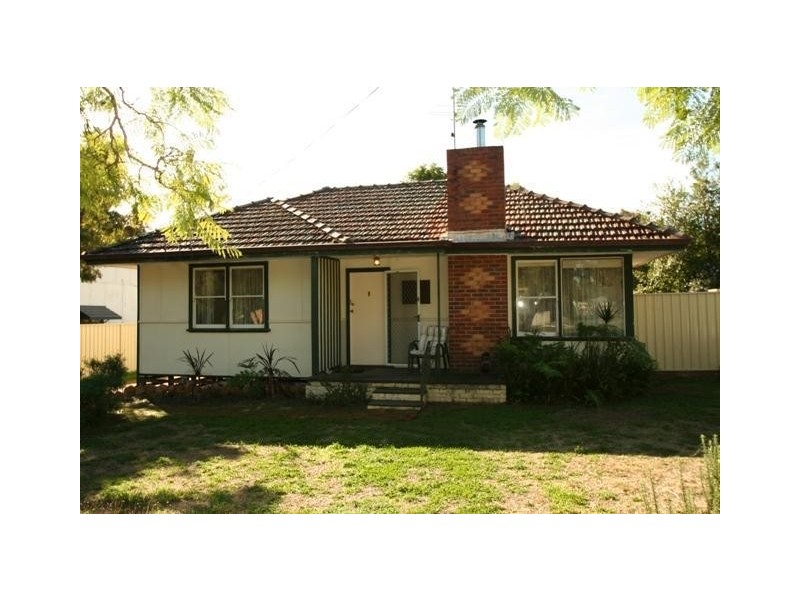 14 Uduc Road, Harvey WA 6220