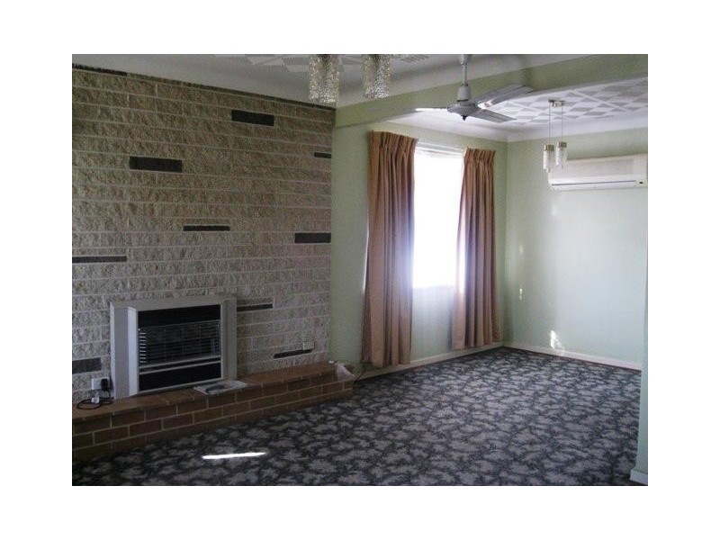 42 Carpenter Terrace, Australind WA 6233