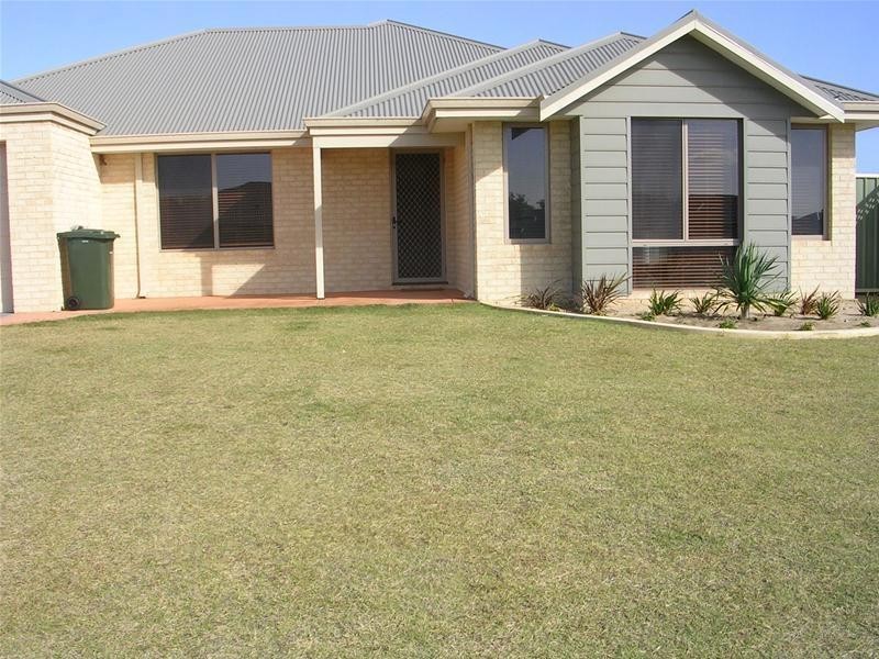 9 Corrib Way, Australind WA 6233