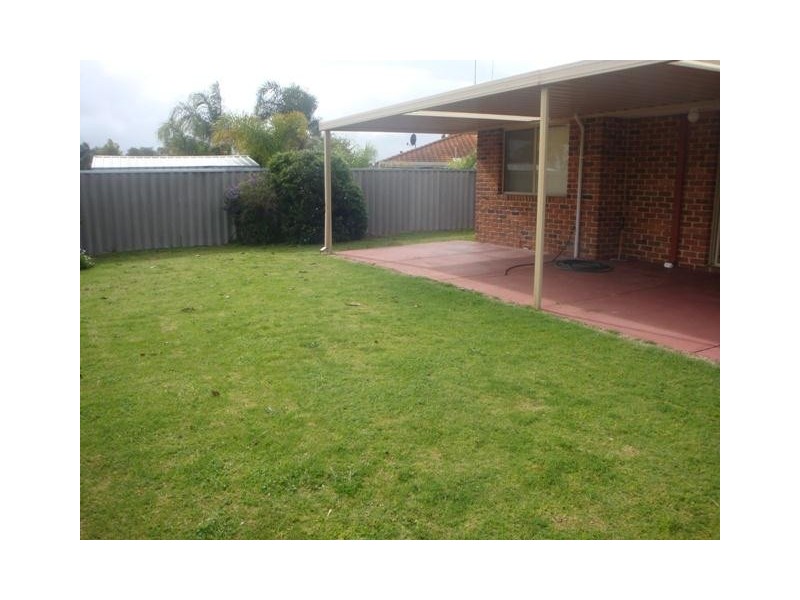 11 Waxflower Place, Eaton WA 6232