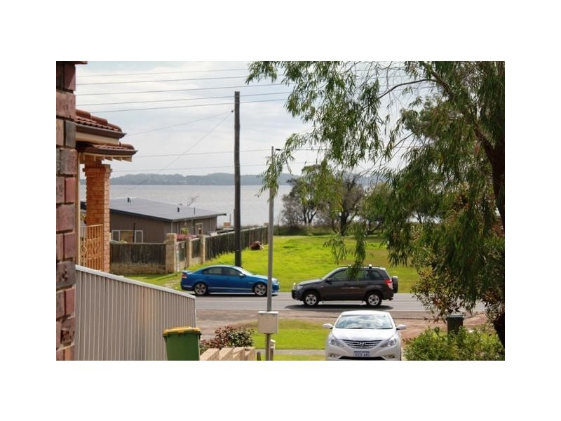 233 Old Coast Road, Australind WA 6233