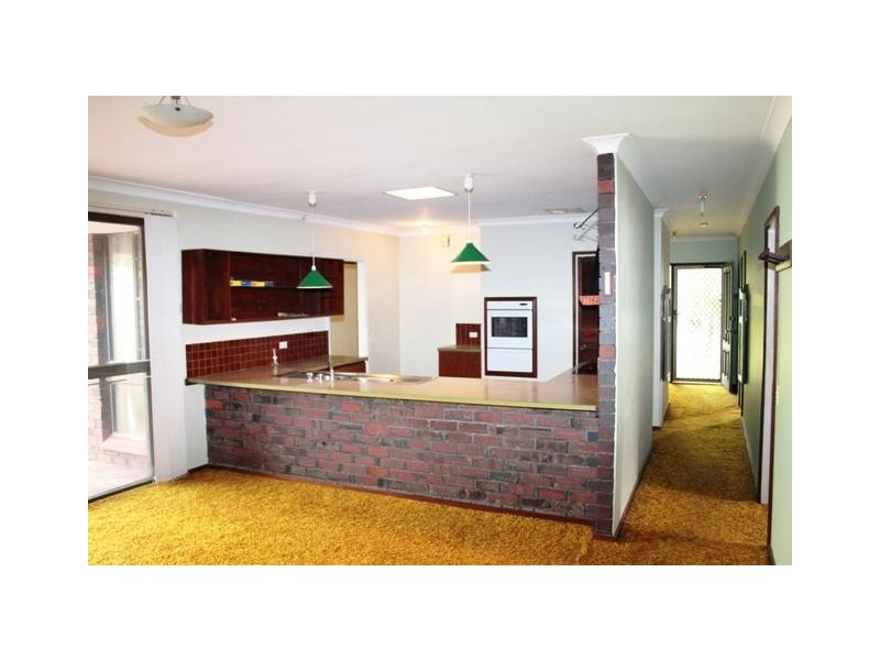 233 Old Coast Road, Australind WA 6233