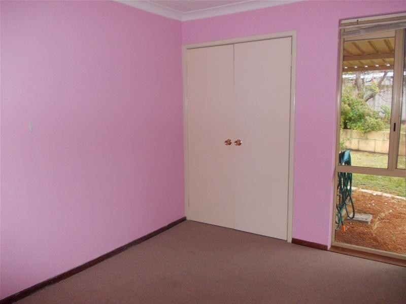 2 Henslagh Turn, Australind WA 6233