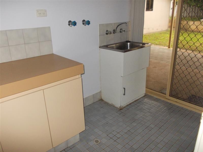 2 Henslagh Turn, Australind WA 6233