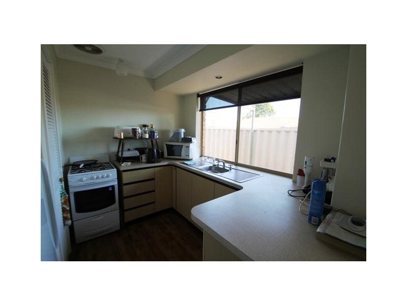 4A Coral Place, Eaton WA 6232