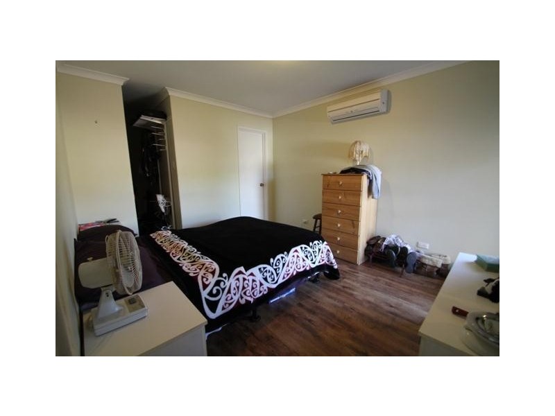 4A Coral Place, Eaton WA 6232