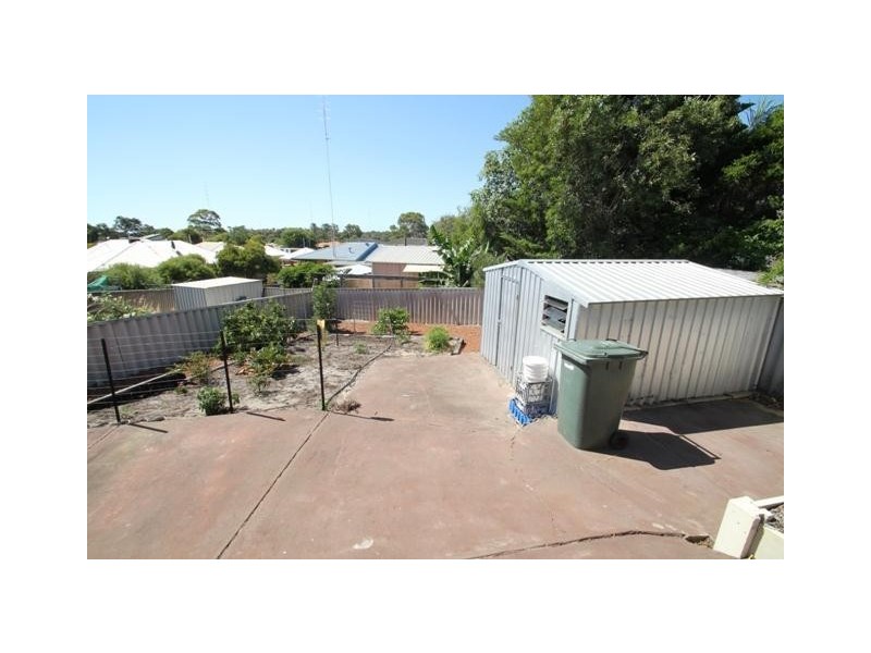 4A Coral Place, Eaton WA 6232
