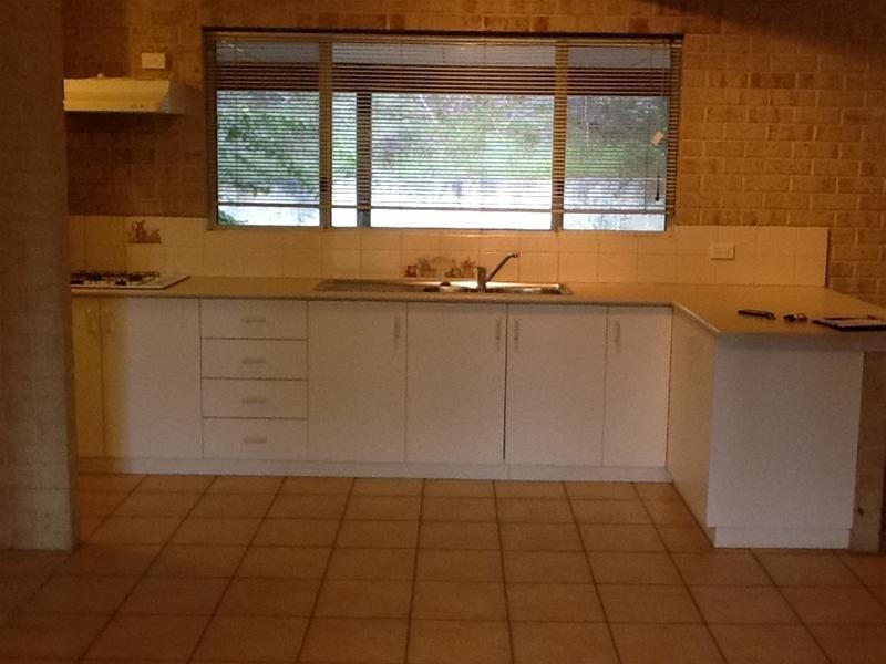 4 Wildflower Way, Australind WA 6233