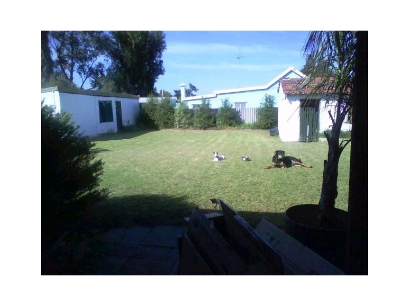 11 The Crescent, Brunswick WA 6224