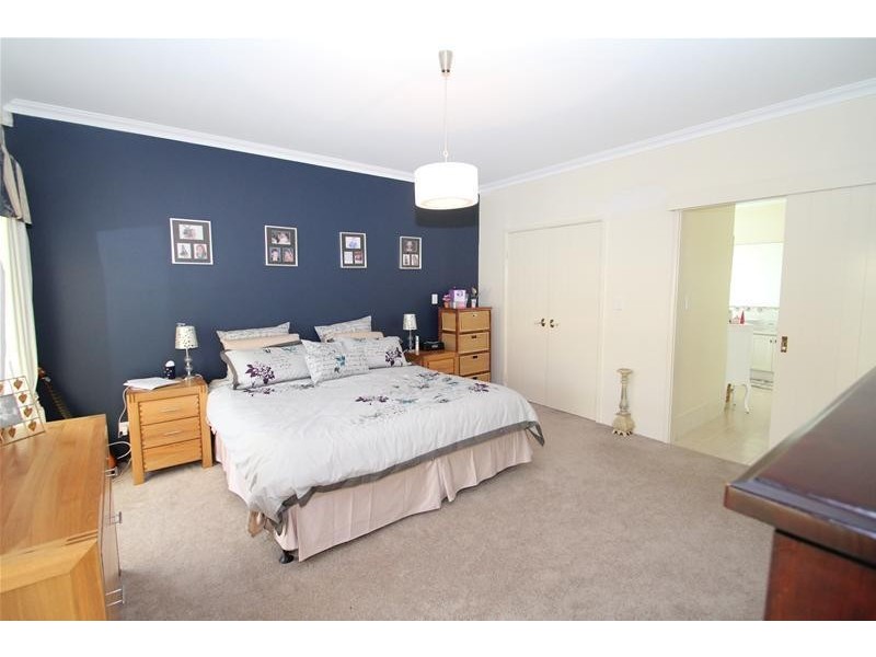 6 Fletcher Court, Leschenault WA 6233