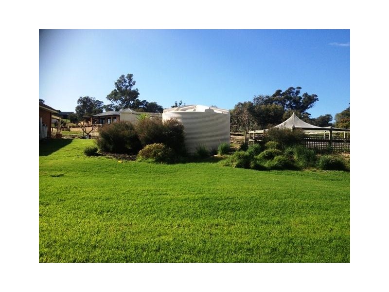 6 Fletcher Court, Leschenault WA 6233