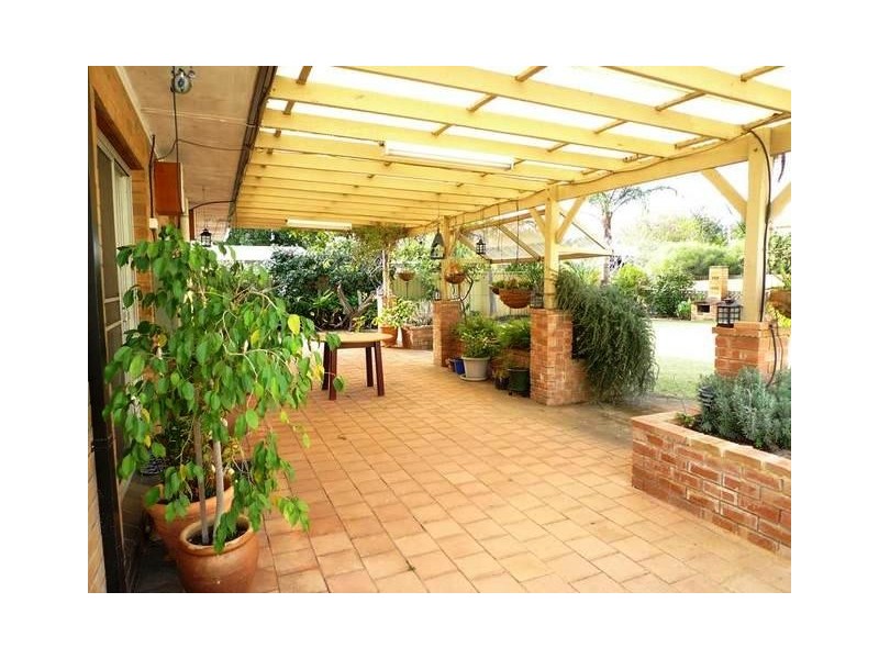 375 Old Coast Road, Australind WA 6233