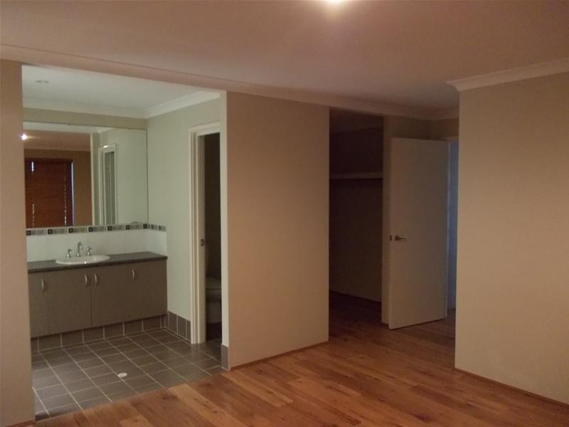 38 Walton Approach, Dalyellup WA 6230