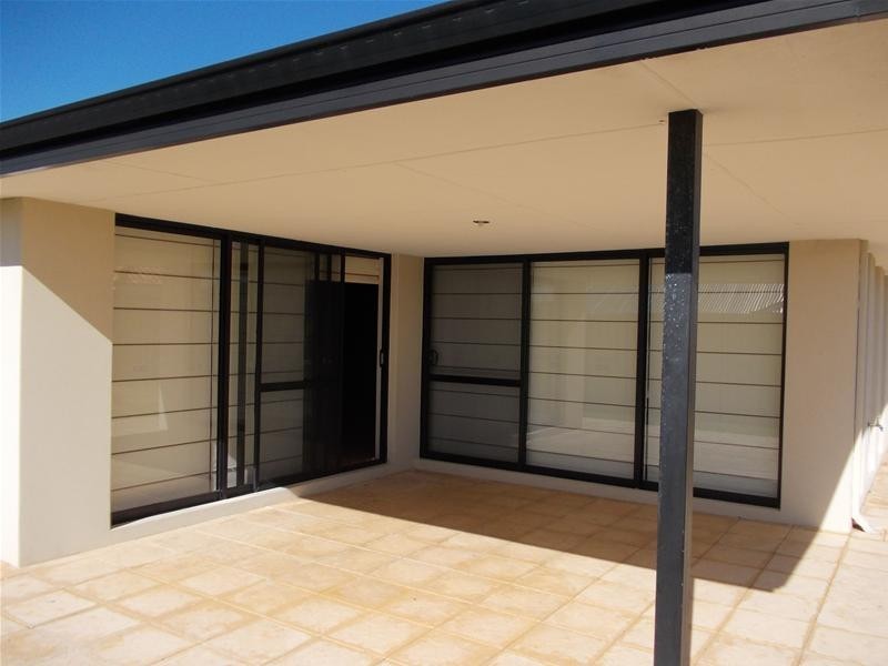 38 Walton Approach, Dalyellup WA 6230