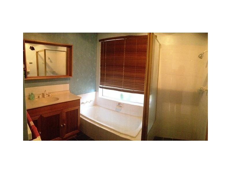 1 Hanks Way, Australind WA 6233