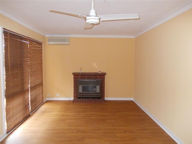 10 Barnes Crescent, Bunbury WA 6230