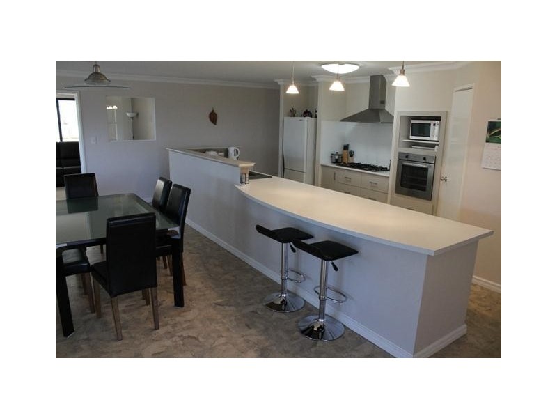 13 Thames Court, Australind WA 6233