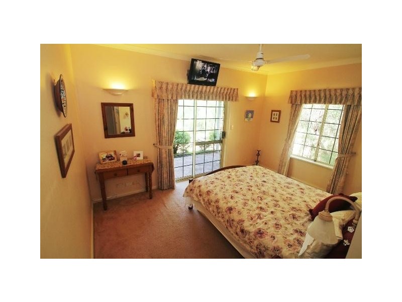 204 Yalinda Drive, Gelorup WA 6230