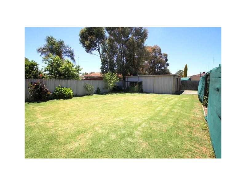 22 Minella Road, Harvey WA 6220