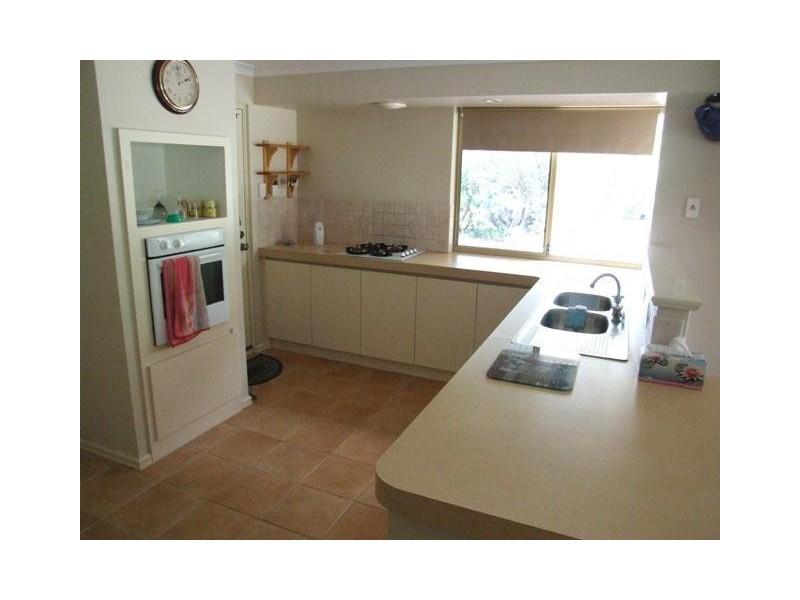 5 Leschenault Parade, Leschenault WA 6233