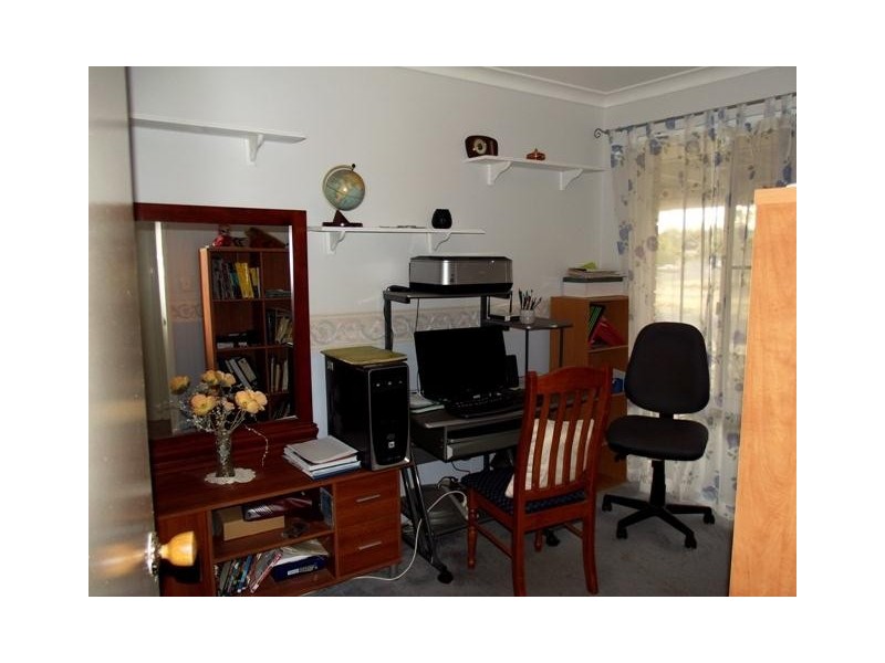 1 Hanks Way, Australind WA 6233