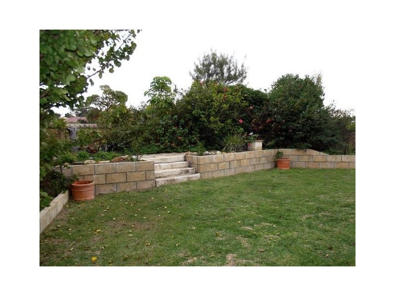 1 Hanks Way, Australind WA 6233