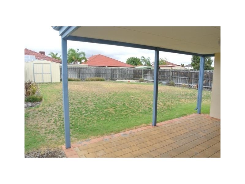 66 Glenfield Drive, Australind WA 6233