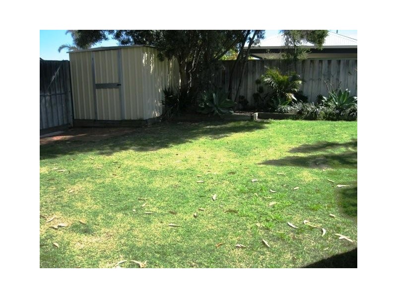 6 Braidwood Drive, Australind WA 6233