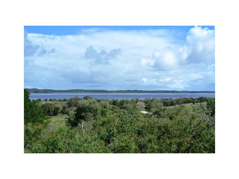 15 Wildflower Way, Leschenault WA 6233