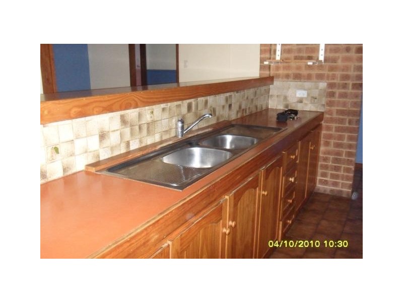 27 Travers Drive, Australind WA 6233