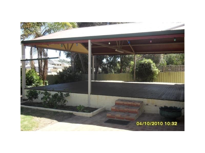 27 Travers Drive, Australind WA 6233