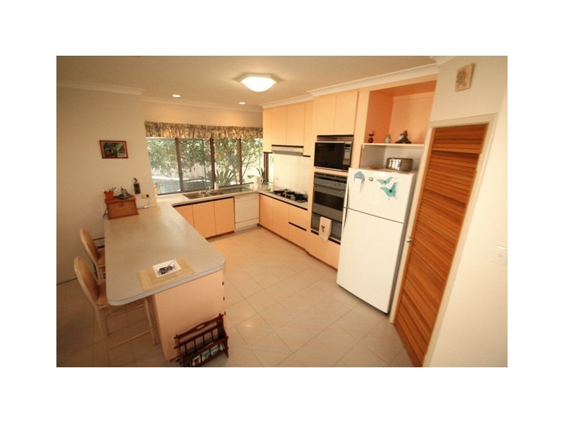 12 Hughlings Place, Australind WA 6233