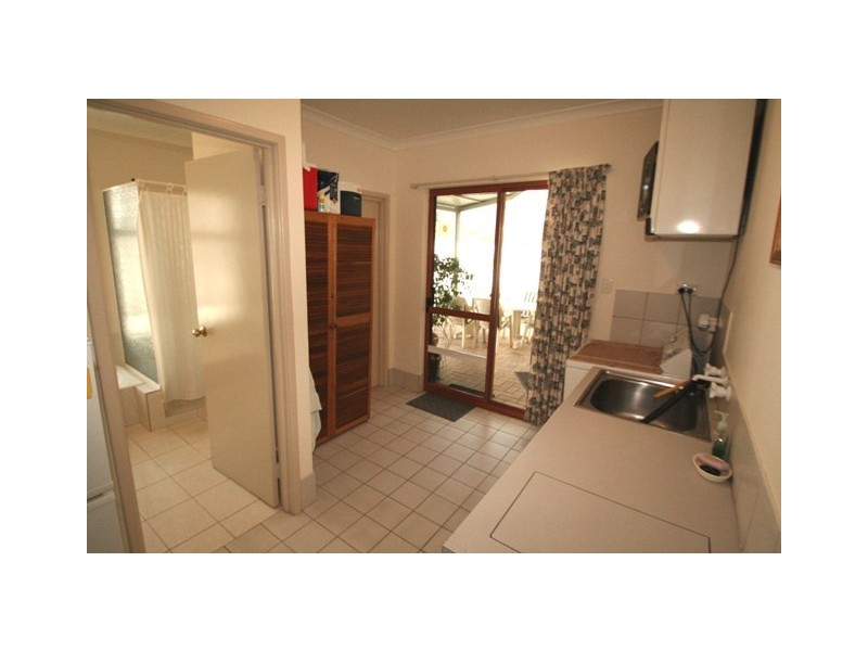 12 Hughlings Place, Australind WA 6233