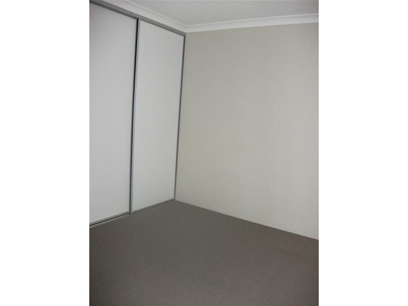 3/235 Old Coast Road, Australind WA 6233