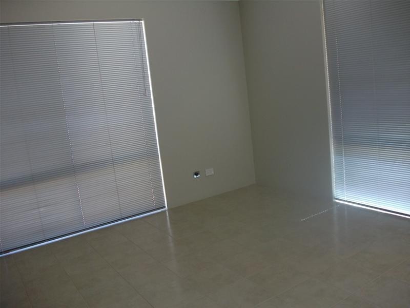 3/235 Old Coast Road, Australind WA 6233