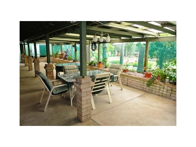 11 Windward Road, Leschenault WA 6233