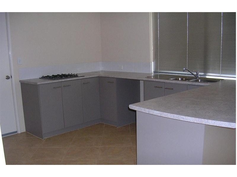 109 Barton Drive, Australind WA 6233