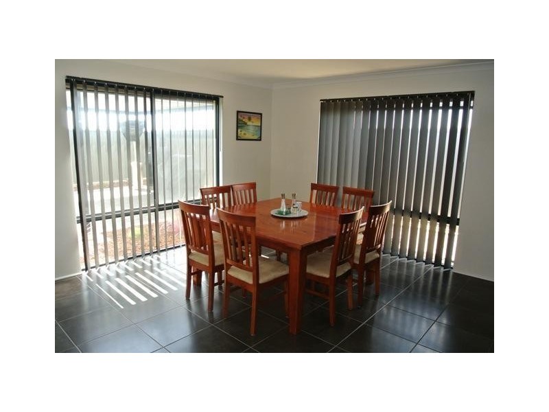 28 Henderson Crescent, Australind WA 6233