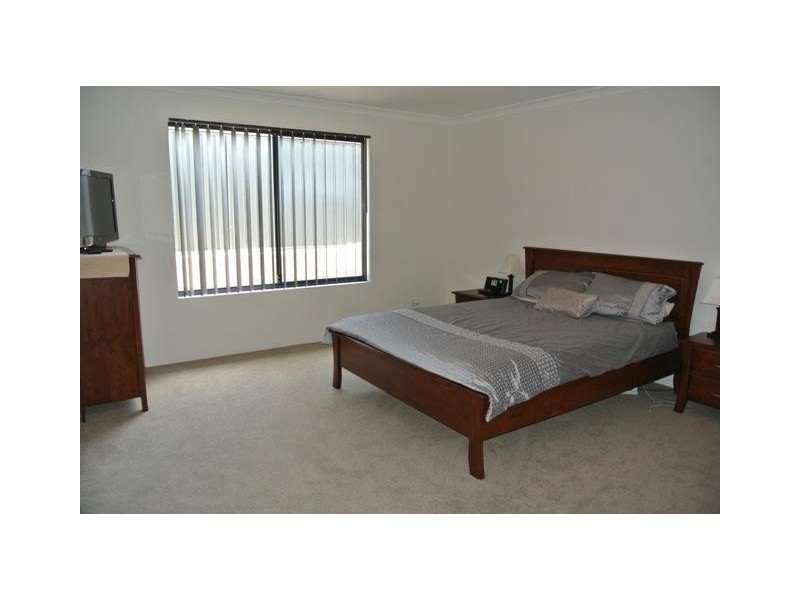 28 Henderson Crescent, Australind WA 6233