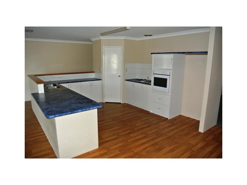 30 Murdoch Crescent, Eaton WA 6232