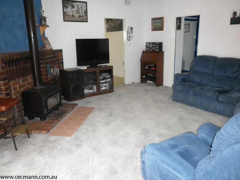 2 Club Road, Stanthorpe QLD 4380