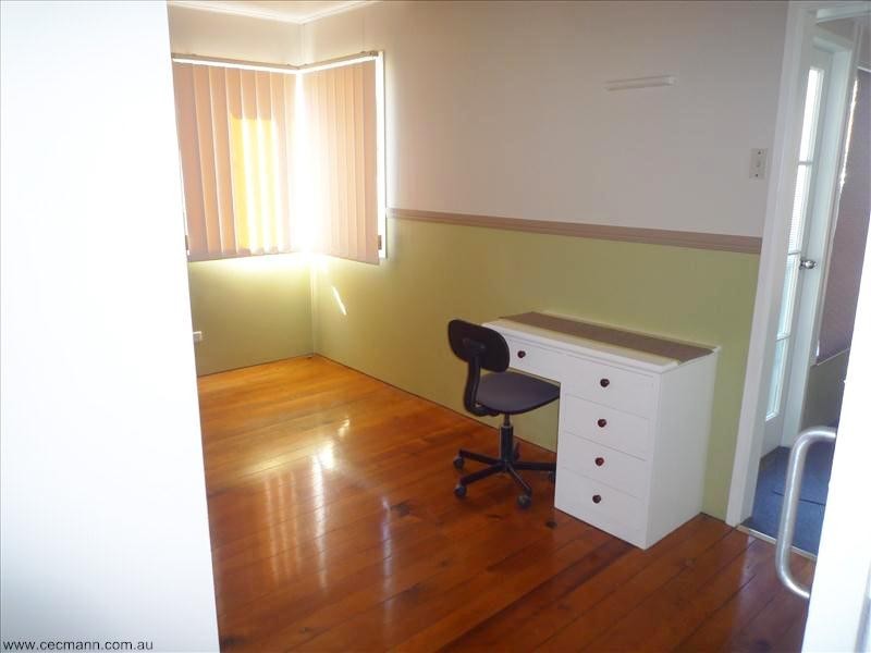 98 Folkestone Street, Stanthorpe QLD 4380