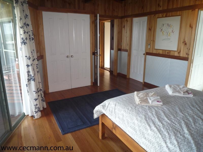 26172 New England  Highway, Stanthorpe QLD 4380