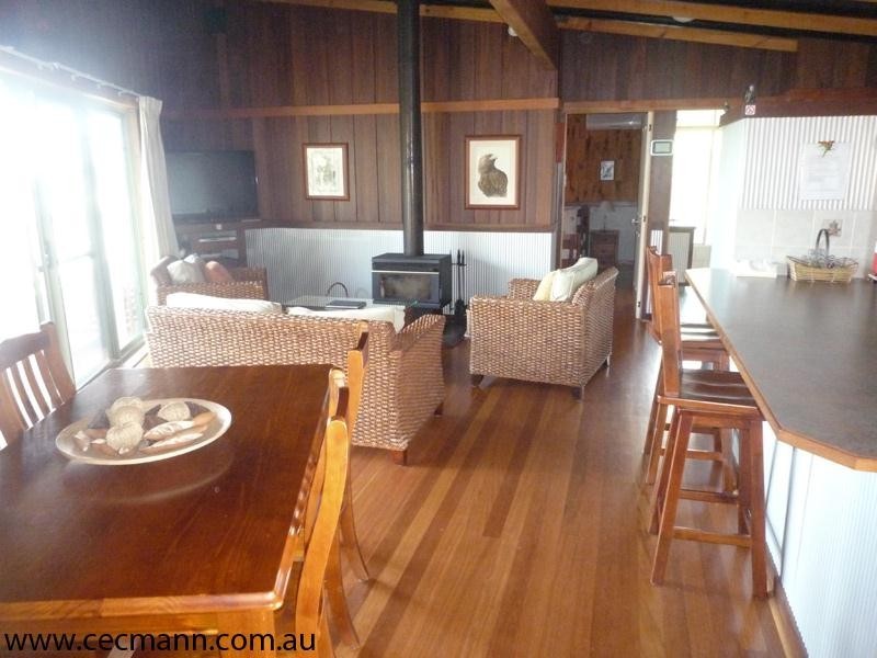 26172 New England  Highway, Stanthorpe QLD 4380