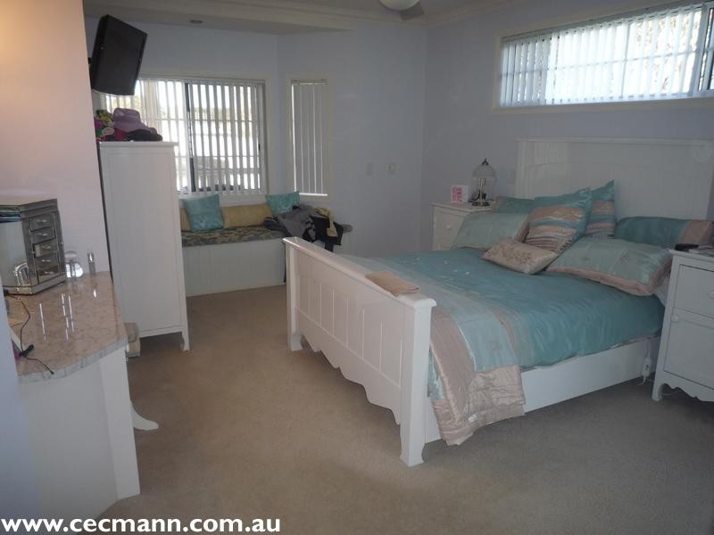 17 Fairway Crescent, Stanthorpe QLD 4380